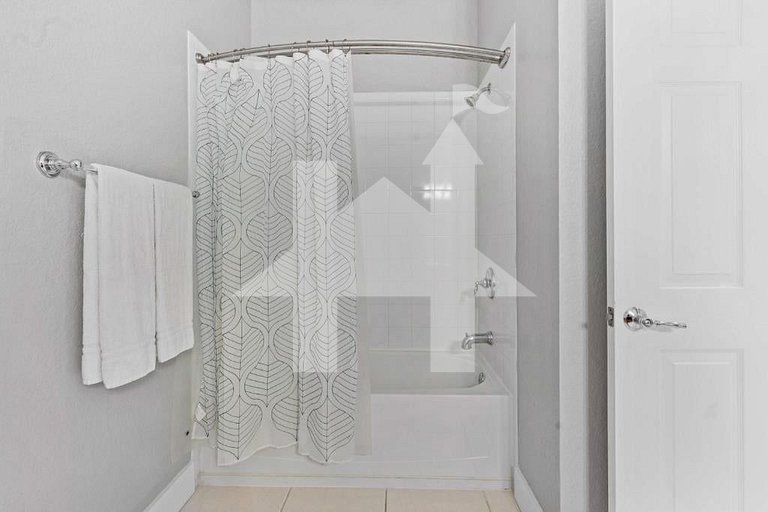 Spacious 3BR Apartment at Vista Cay Resort