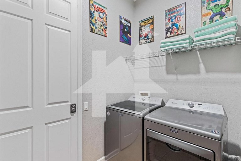 Spacious 4BR Vista Cay Retreat near Universal