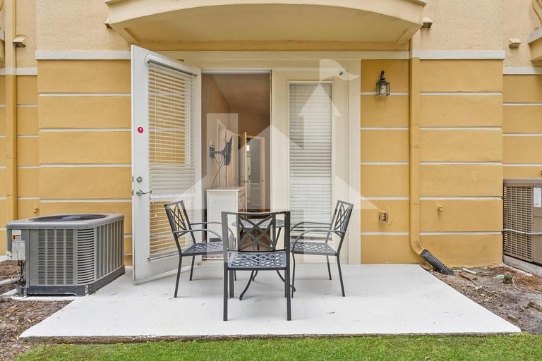 Vista Cay 3BR Condo near Universal