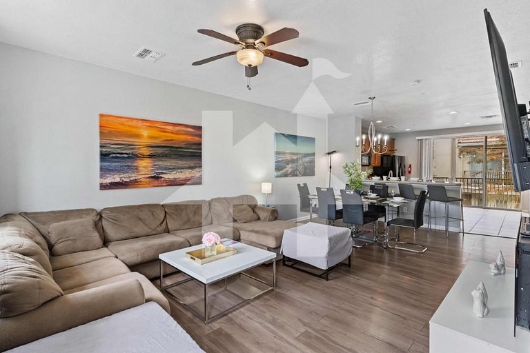 Vista Cay 3BR Condo near Universal