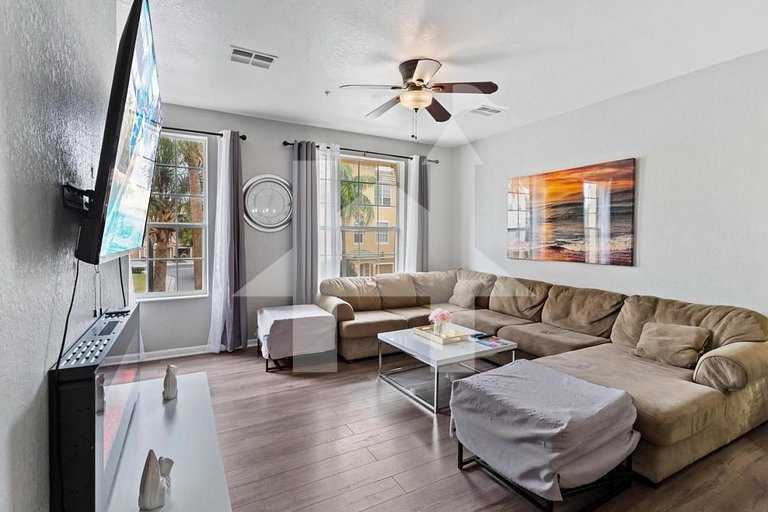 Vista Cay 3BR Condo near Universal