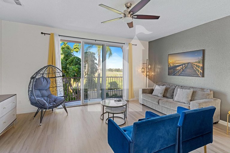 Vista Cay 3BR Condo near Universal