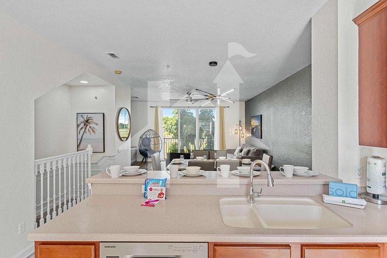 Vista Cay 3BR Condo near Universal