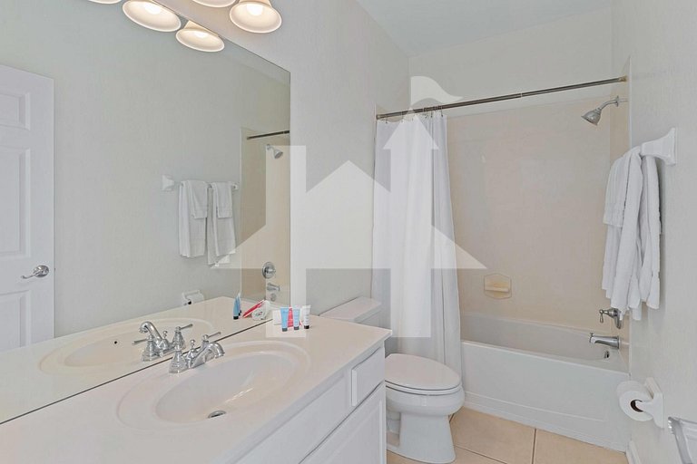 Vista Cay 3BR Condo near Universal