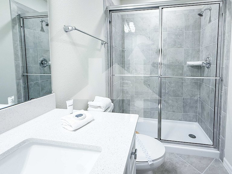 Vacation Home Near Disney, 5 bedrooms