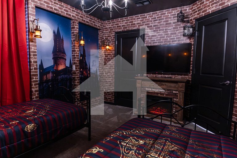 Vacation Home Near Disney, 5 bedrooms