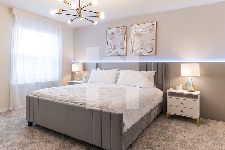 Vacation Home Near Disney, 5 bedrooms