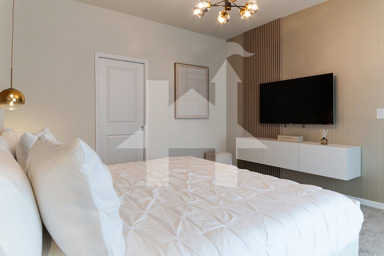 Vacation Home Near Disney, 5 bedrooms