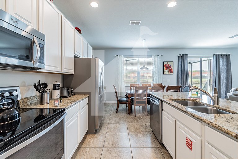 Vacation Home Near Disney, 4 bedrooms