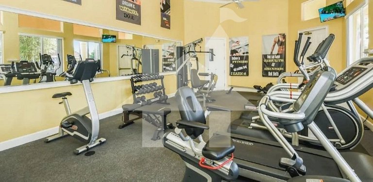 Modern 4BR Villa w/ Pool at Terra Verde Resort