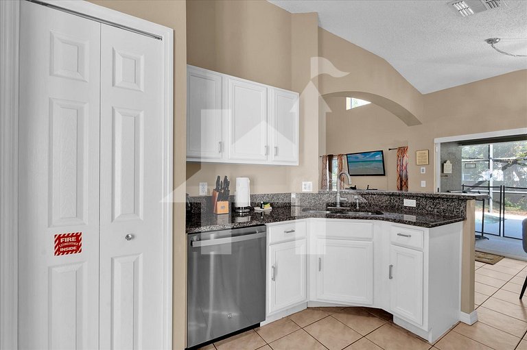 Modern 4BR Villa w/ Pool at Terra Verde Resort