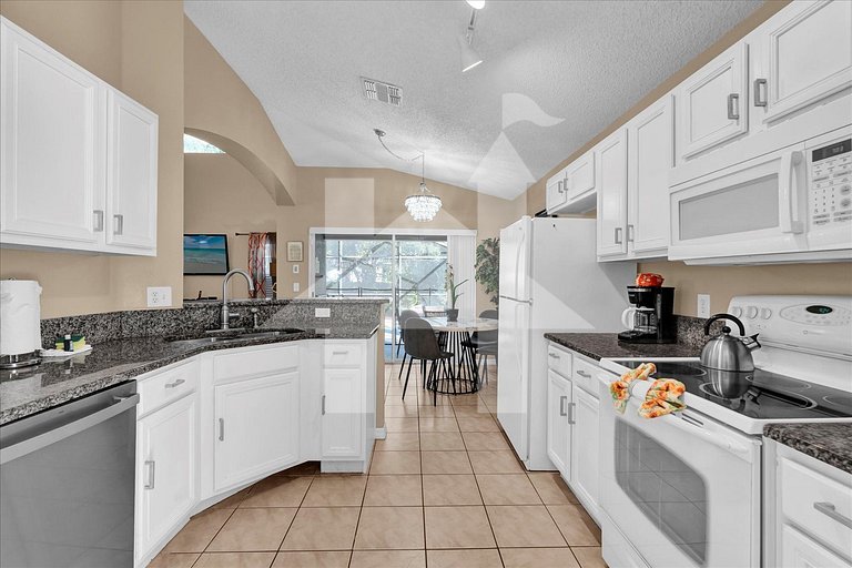 Modern 4BR Villa w/ Pool at Terra Verde Resort