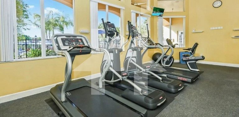 Modern 4BR Villa w/ Pool at Terra Verde Resort