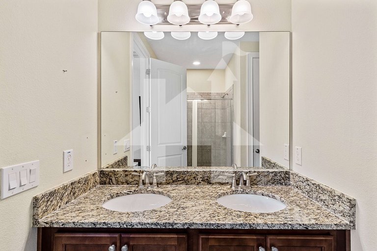 Vila 8Q Disney c/ Piscina, Spa e Bar Temático