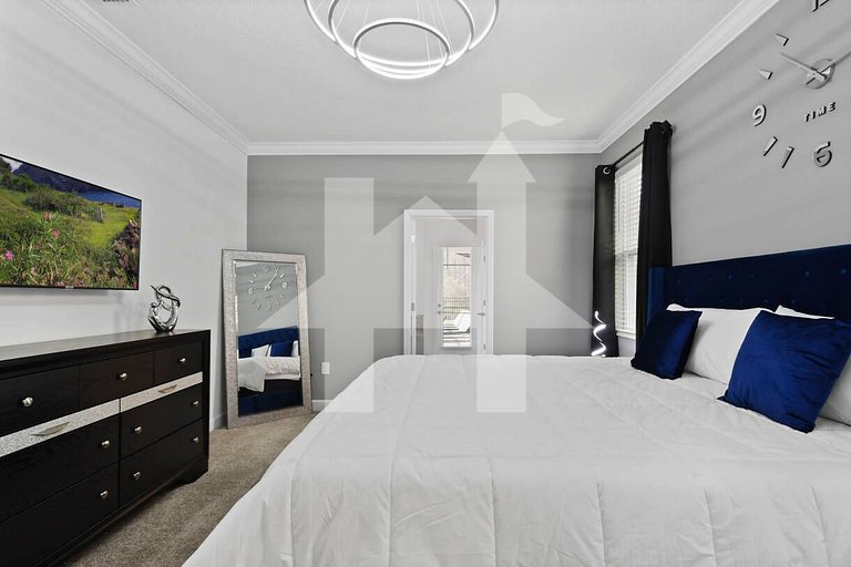 Vacation Home Near Disney, 9 bedrooms