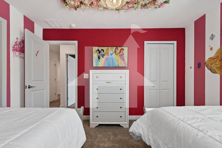 Vacation Home Near Disney, 9 bedrooms