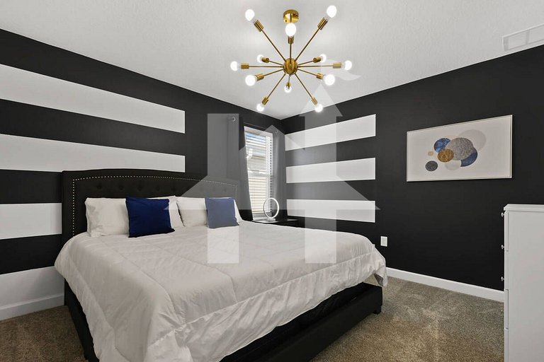 Vacation Home Near Disney, 9 bedrooms