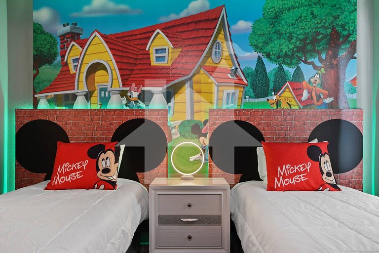 Casa de Férias Perto da Disney - 9 Quartos