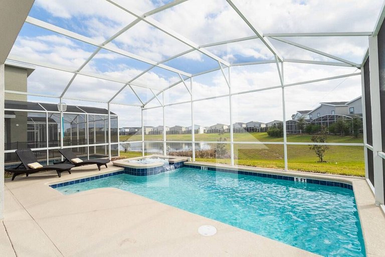 Vacation Home Near Disney, 6 bedrooms