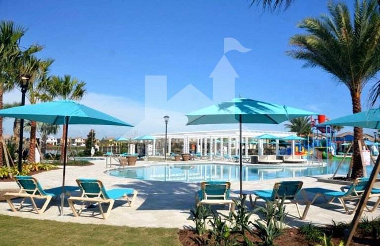 Vacation Home Near Disney, 8 bedrooms