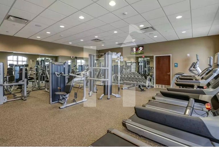 Vacation Home Near Disney, 8 bedrooms