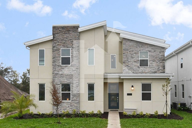 Vacation Home Near Disney, 9 bedrooms