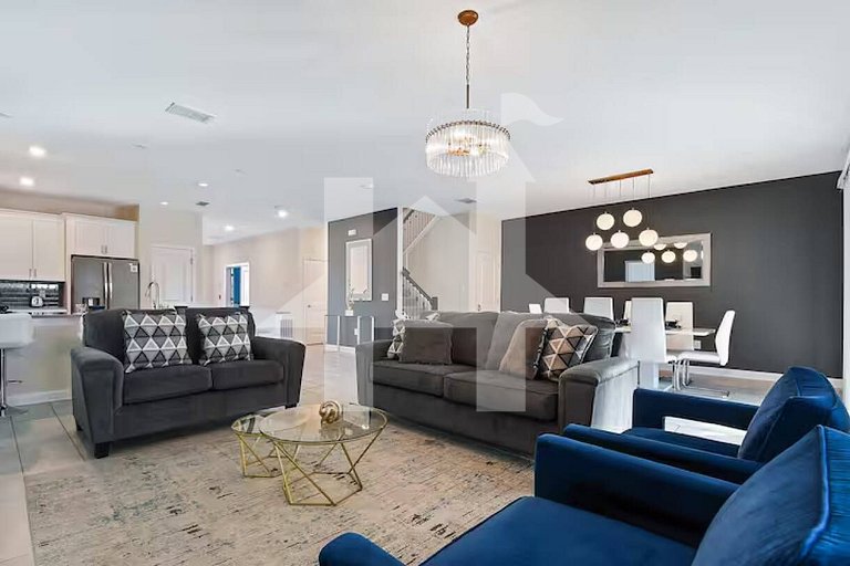 Vacation Home Near Disney, 9 bedrooms