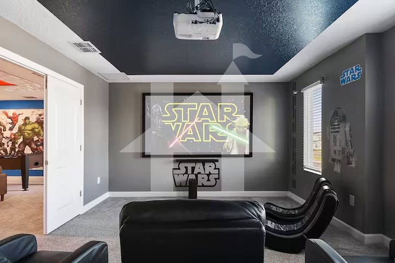 Vacation Home Near Disney, 9 bedrooms