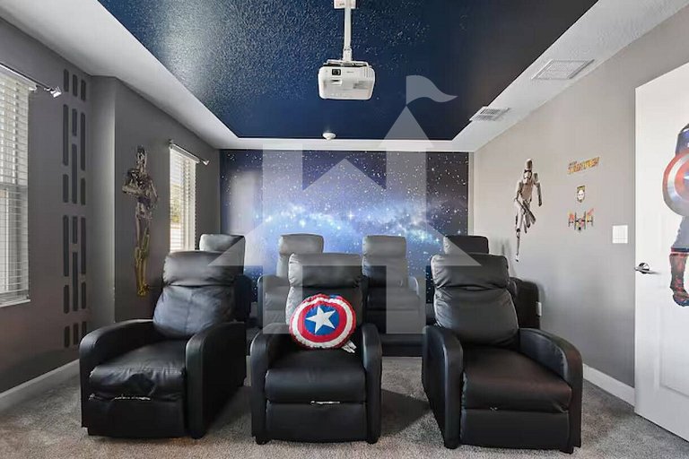 Vacation Home Near Disney, 9 bedrooms