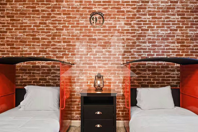 Casa de Férias Perto da Disney - 9 Quartos