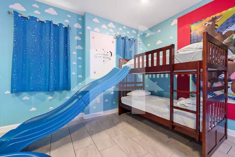 Casa de Férias Perto da Disney - 9 Quartos