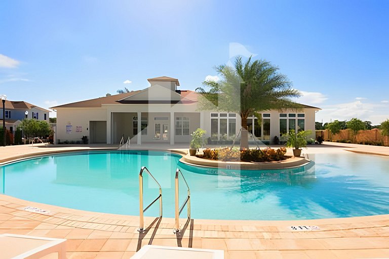 Casa 4Q no West Lucaya c/ Piscina e Jacuzzi