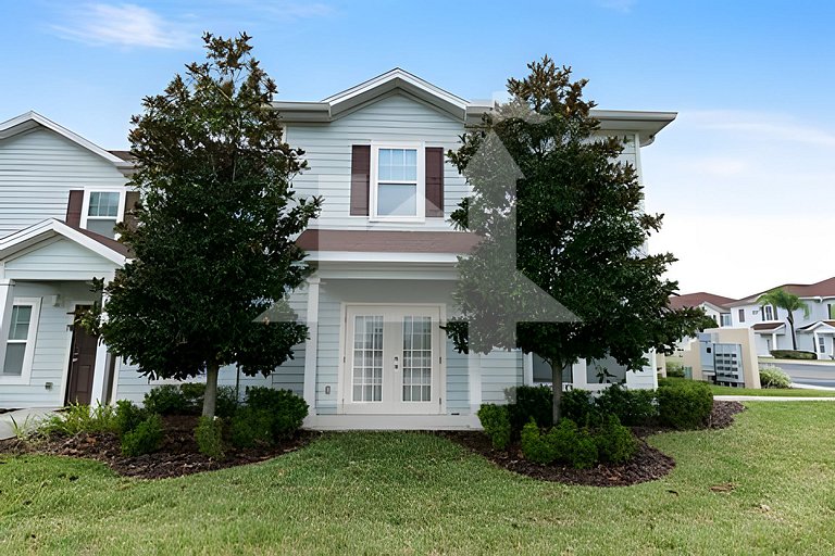 4BR Villa near Disney w/ Pool & Jacuzzi Access