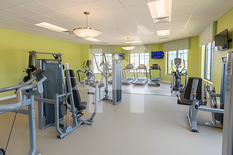 Family 5BR Getaway mins to Disney + Pool