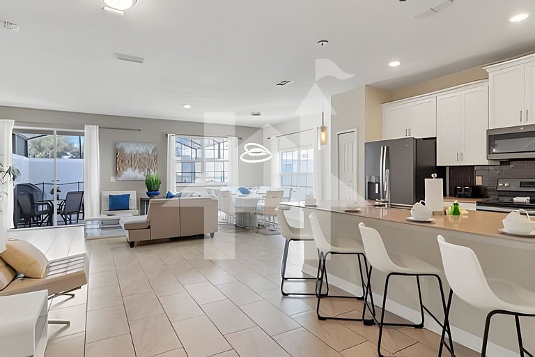 Family 5BR Getaway mins to Disney + Pool