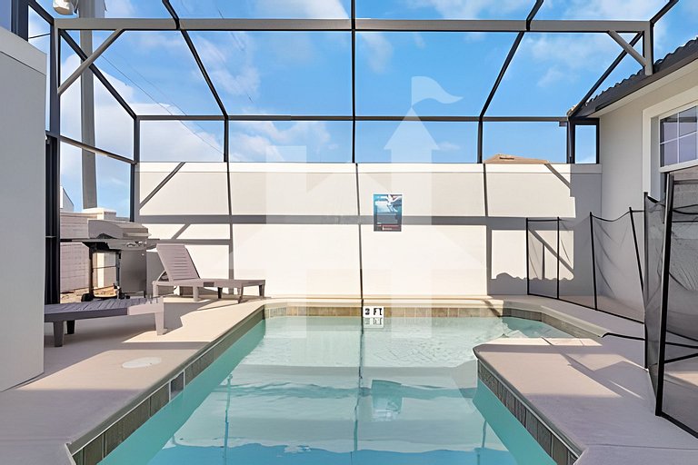 Family 5BR Getaway mins to Disney + Pool