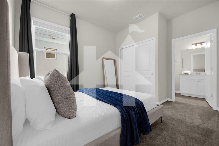 Vacation Home Near Disney, 6 bedrooms