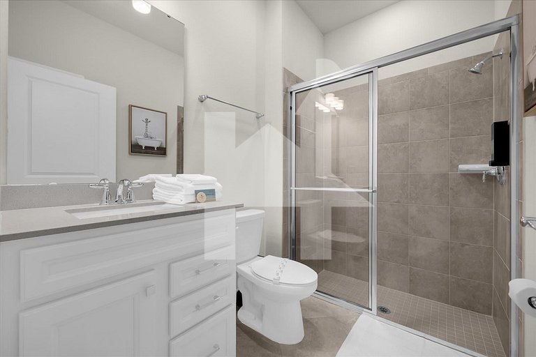 Vacation Home Near Disney, 6 bedrooms