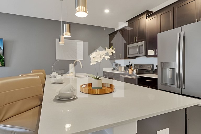 Vacation Home Near Disney, 4 bedrooms