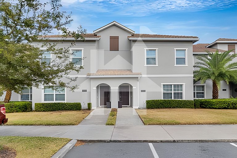 Vacation Home Near Disney, 4 bedrooms