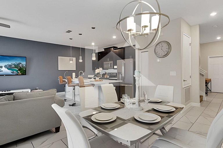 Vacation Home Near Disney, 4 bedrooms