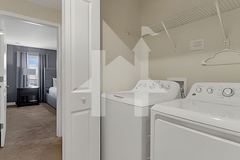 4BR Storey Lake Home, Sleeps 10