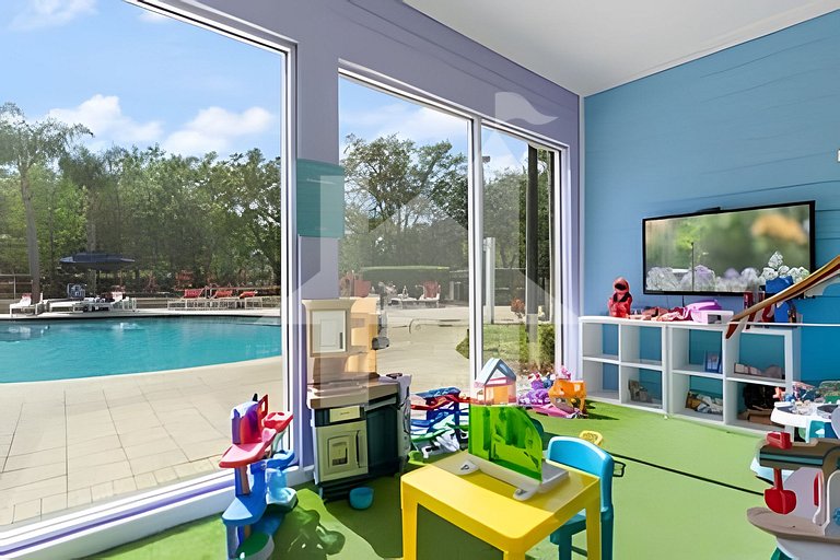 Modern 3BR Condo near Disney + Resort Pool