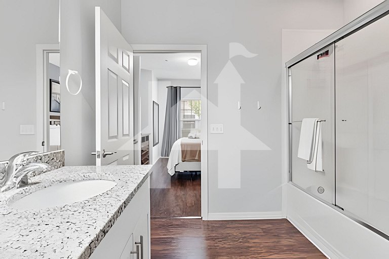 Modern 3BR Condo near Disney + Resort Pool