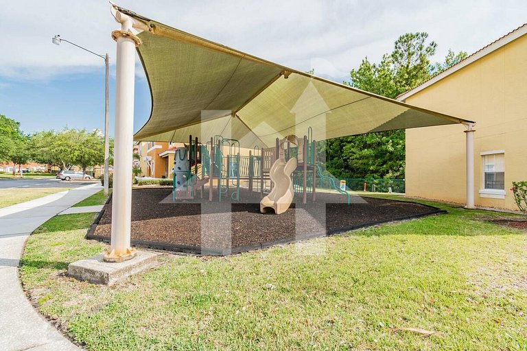 Vacation Home Near Disney, 4 bedrooms