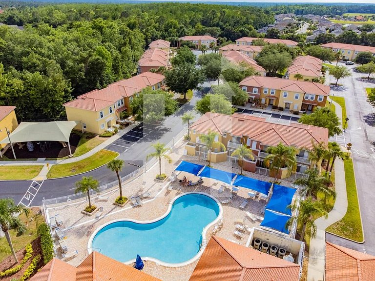 Vacation Home Near Disney, 4 bedrooms