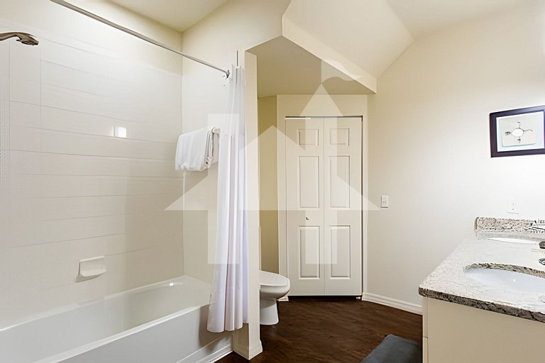 Modern Villa 10 Min from Disney, Fully Equipped.