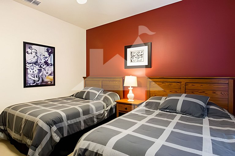 Modern Villa 10 Min from Disney, Fully Equipped.