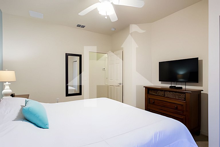 Modern Villa 10 Min from Disney, Fully Equipped.