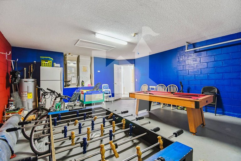 Vacation Home Near Disney, 4 bedrooms